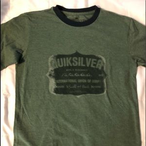 Quicksilver T-Shirt Large
